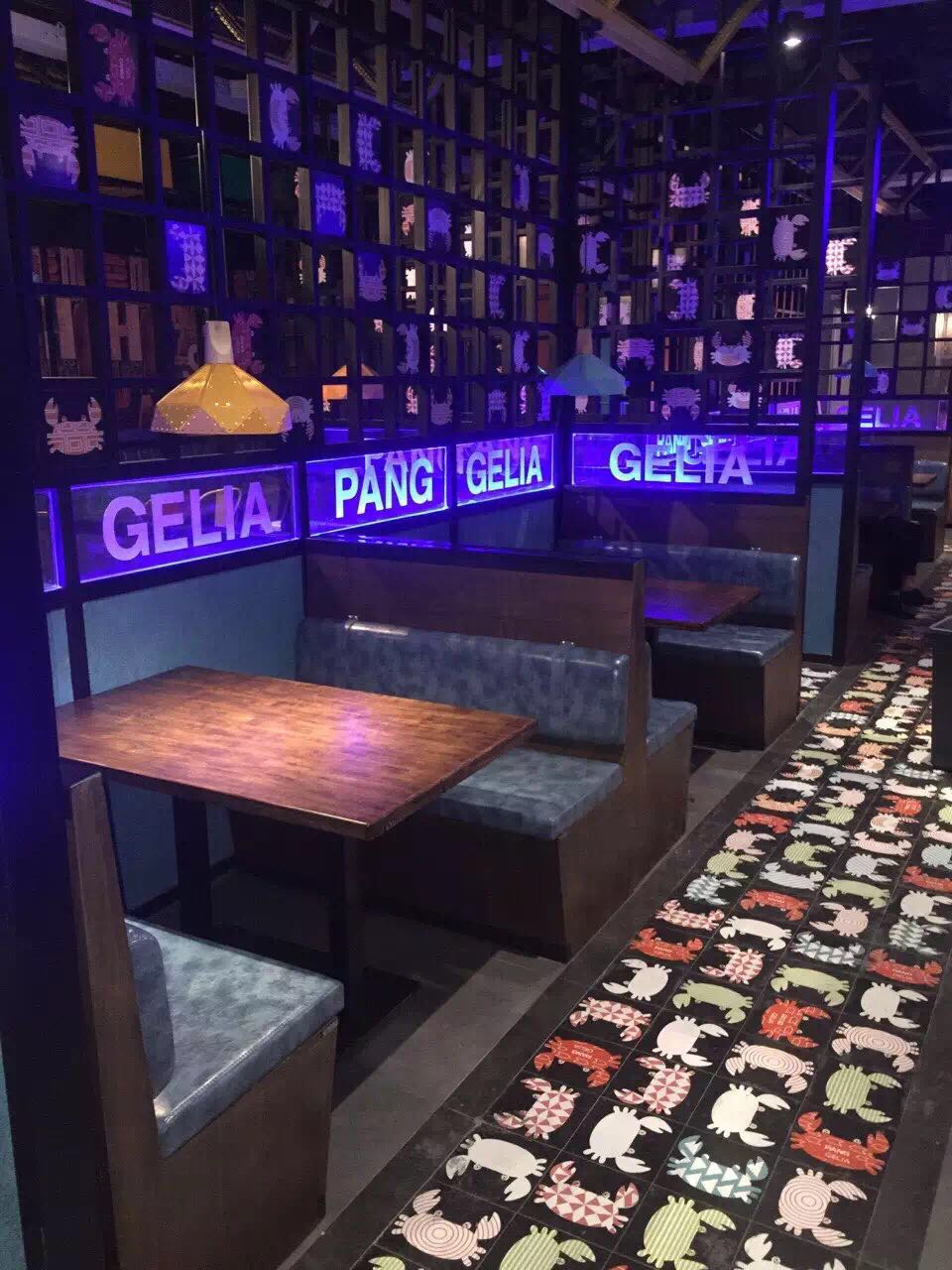 西安餐飲家具哪家好
